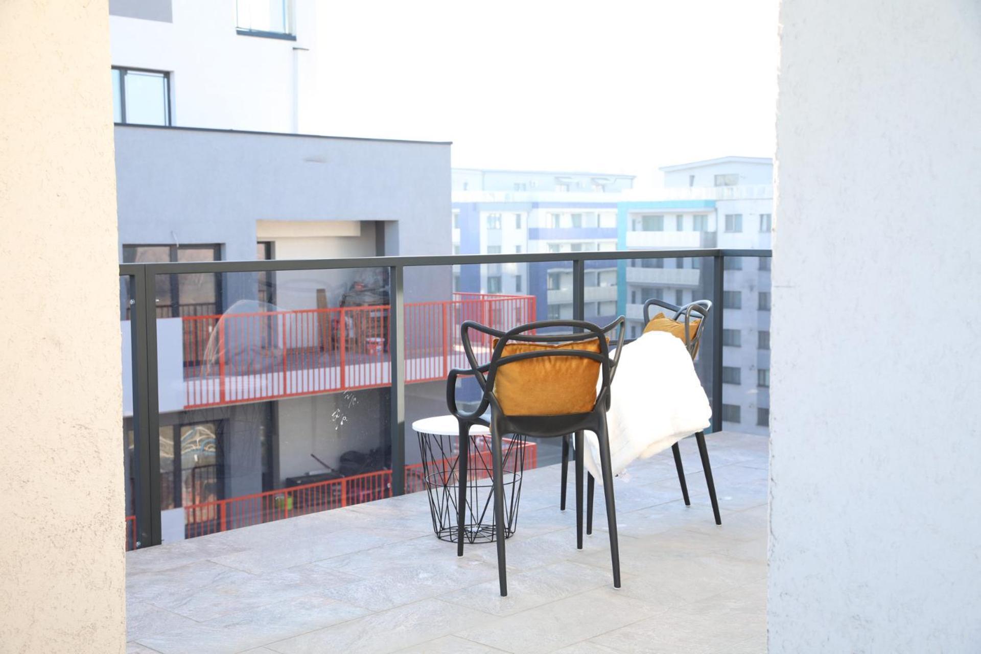 Exit Aparthotel Floresti  Exterior photo